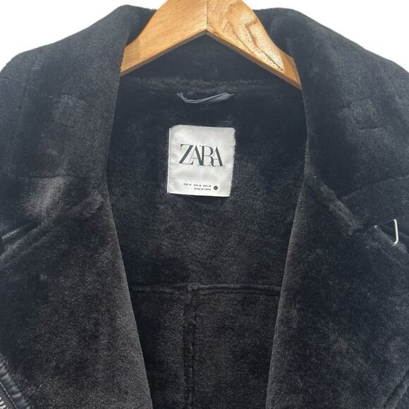 Zara Faux Shearling Moto Belted Gilet Vest Black Size M NWT Blogger Favorite - Picture 4 of 9